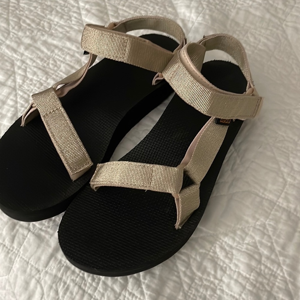 Teva Midform Universal Metallic gold Sandals chunky fatform